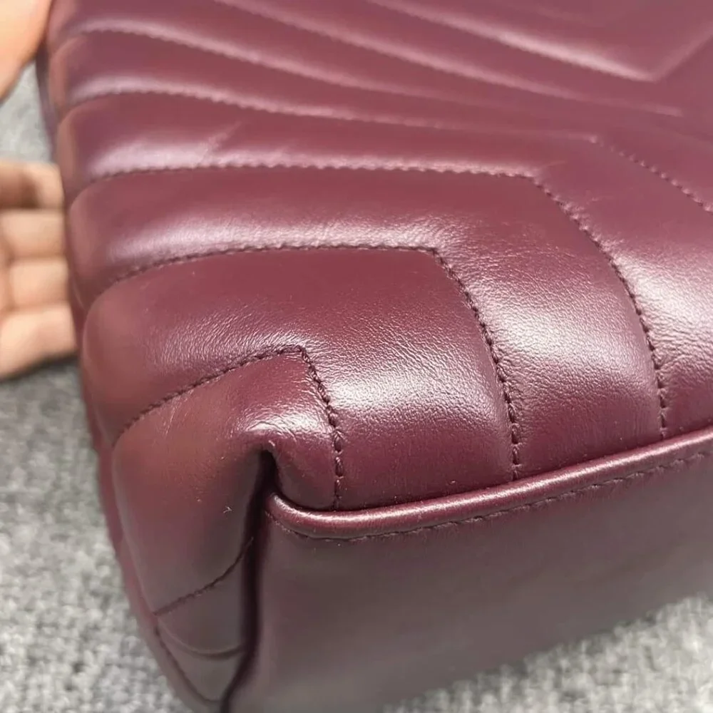 100% Authentic Yves Saint Laurent Medium leather Shoulder Bag - Picture 10 of 14